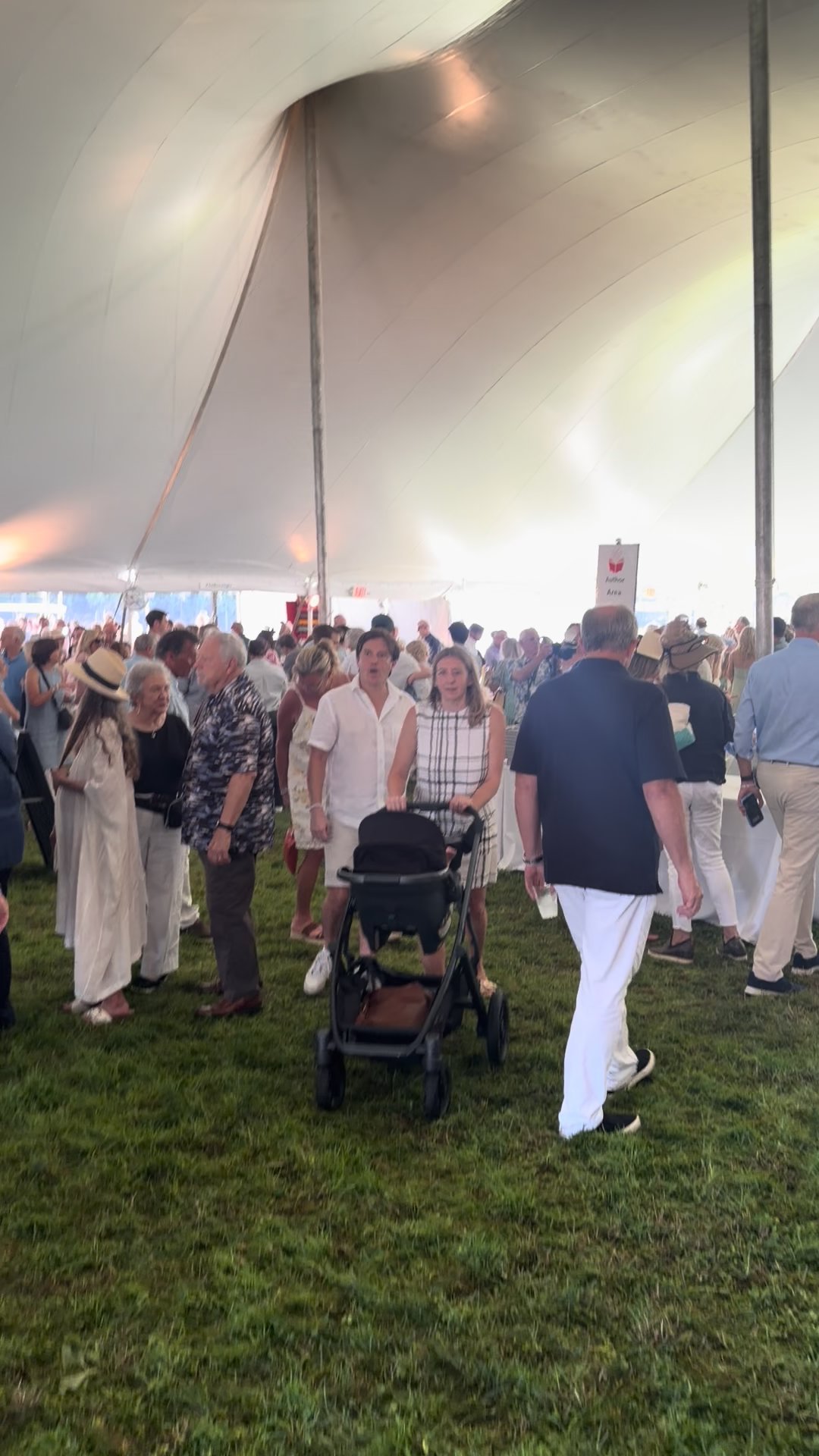 Hamptons Garden Gala, frame 6 of 18